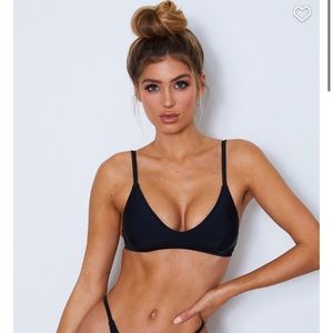 White Fox Boutique L'Escala Bikini Top / Black